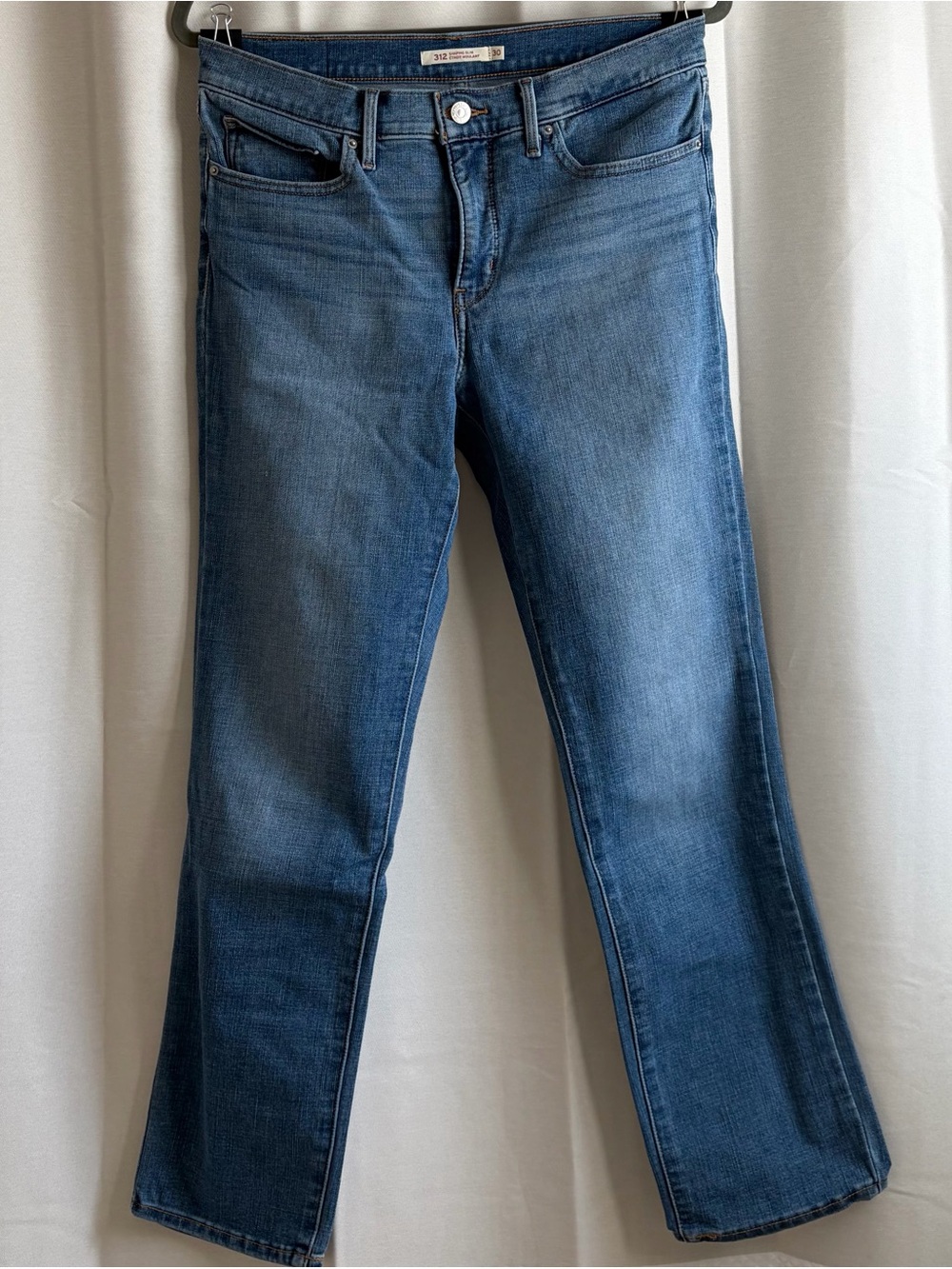 Levi's 312 Mid Wash Blue Shaping Slim Jeans - NWOT